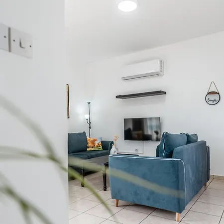 Bayside דירה לרנקה